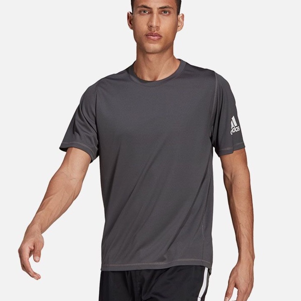 Like New Adidas Mens Freelift Ultimate Aeroready Designed 2 Move Climalite Tee M